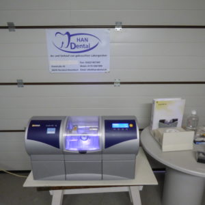 Sirona Inlab MC XL Dentalschleifeinheit 4 Schleifer Motoren  u. Laborscanner01565