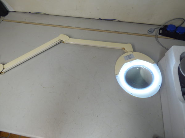 Lumeno Lupenleuchte Dental Zahntechnik 01672