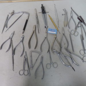 Restposten Zange Schere Testerzirkel Teleskopzange usw. Dental 01722