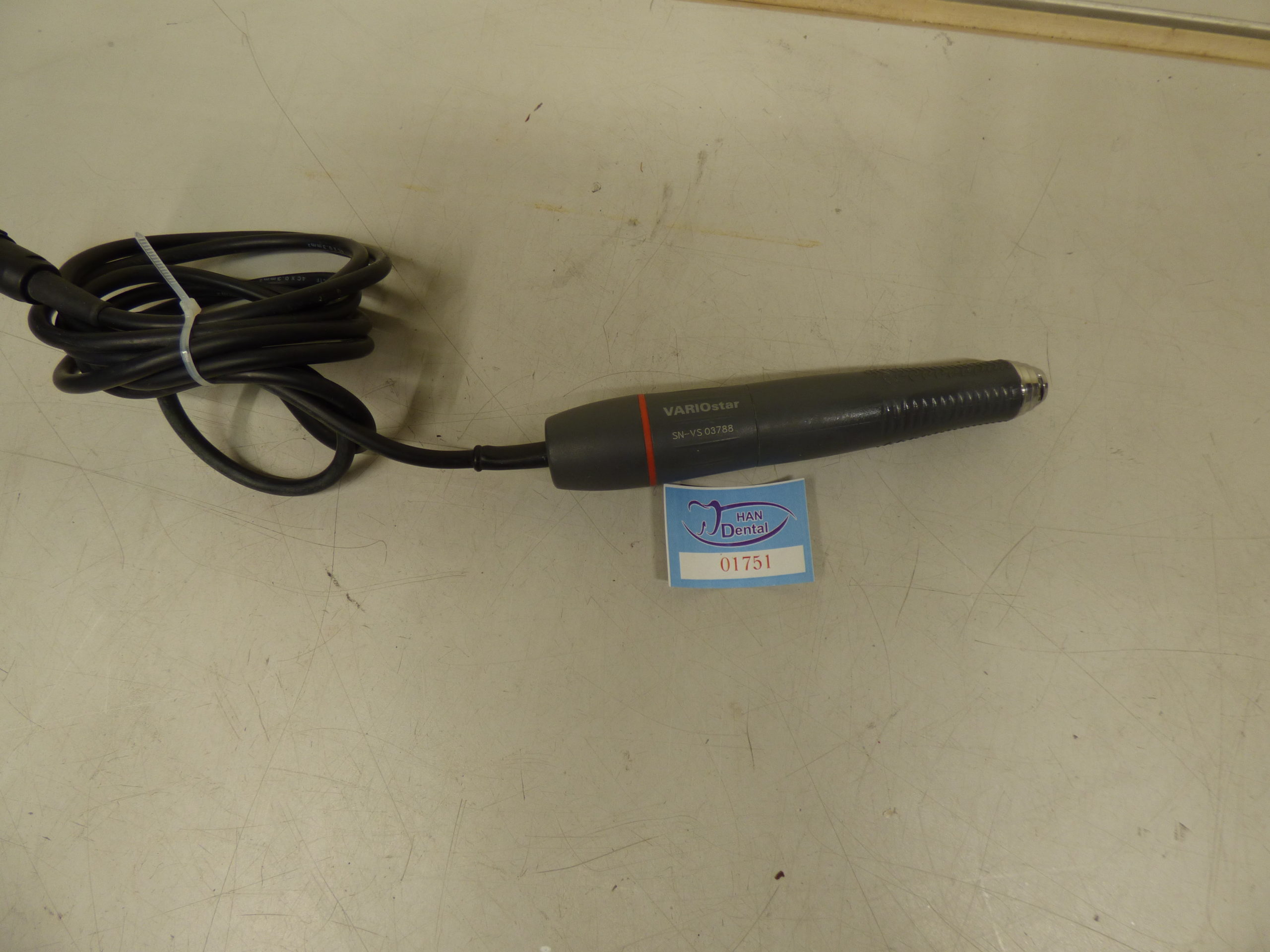 Zubler Variostar Handstück Technikmaschine Dental SN-VS03788 NEUWERTIG 01750