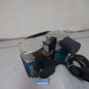 KNF Vakuumpumpe TYP PJ18353-8233 mit Ventil Dental 01774