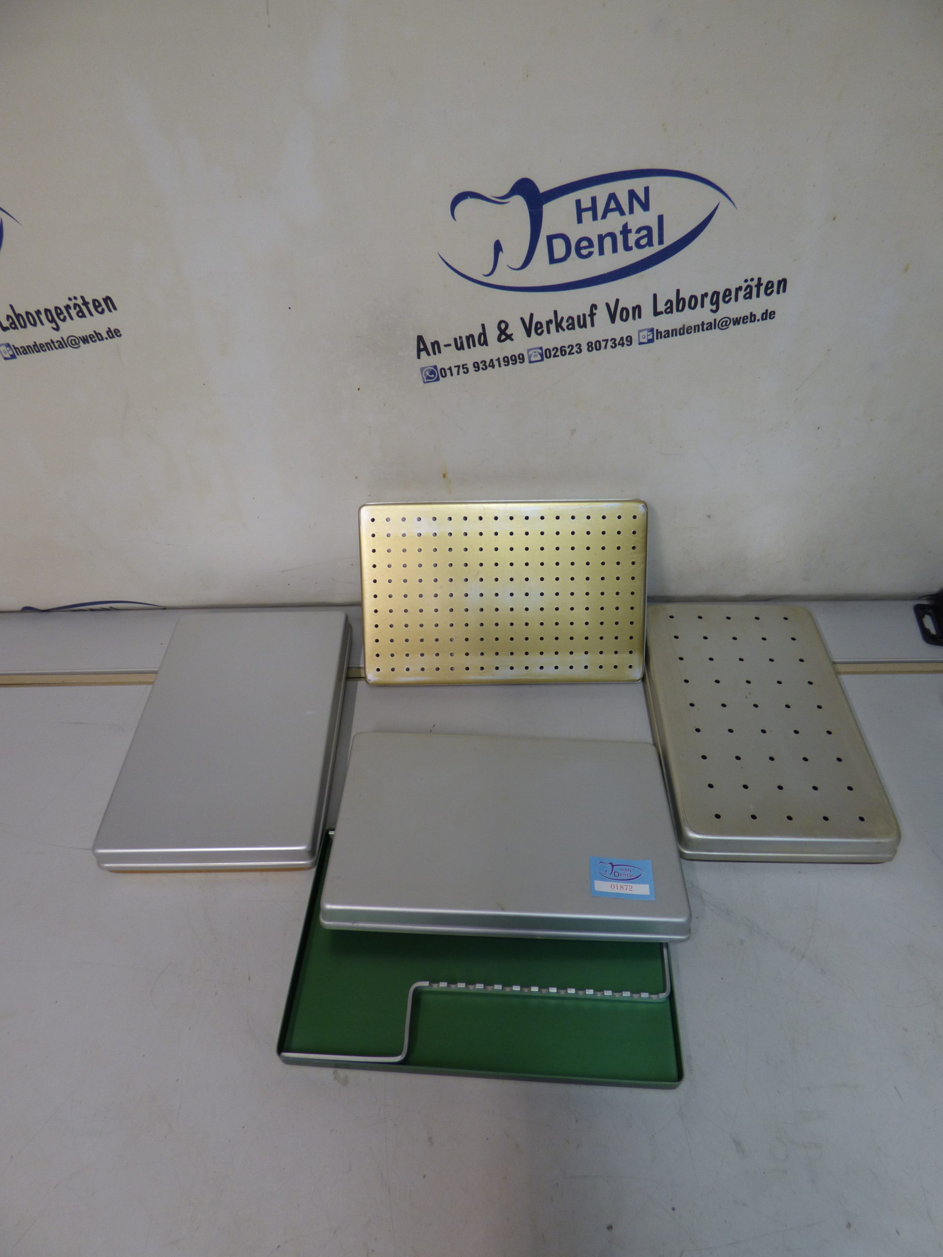 Medizinischer Dental - Normtray mit einsatz+Deckel 4 Trays