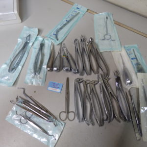 Chirurgische Zange Hebel Restposten Dental Zahntechnik 01878